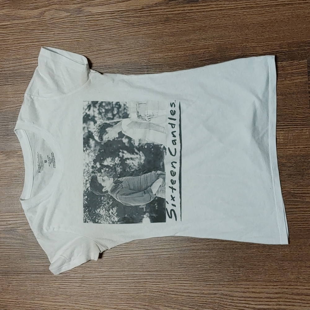 Medium Sixteen Candles T-shirt